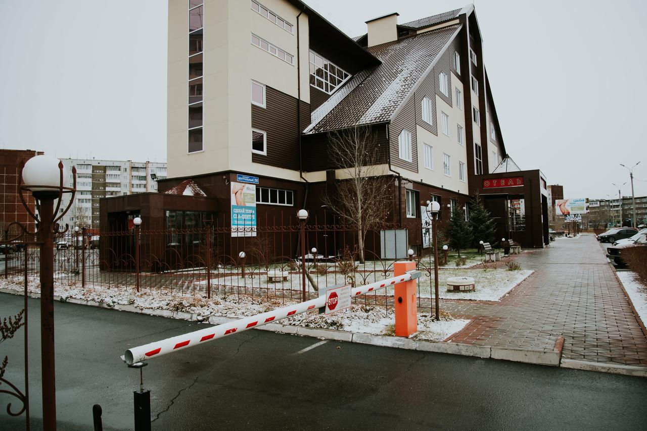 Sayanogorsk Hotel Exterior photo